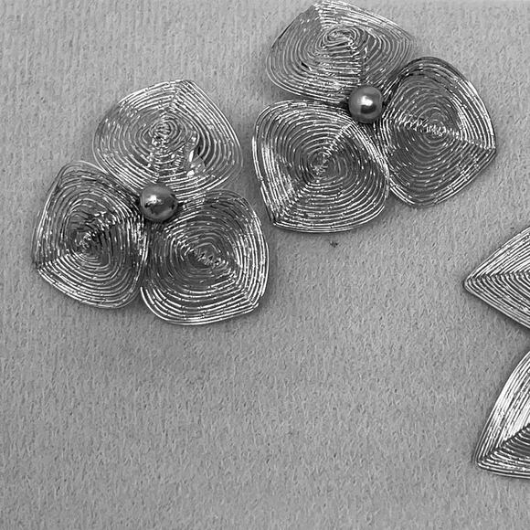 Princess Jewelry Brooch and Earrings Set Vintage 1950’s Original Packaging NEW - Picture 12 of 15